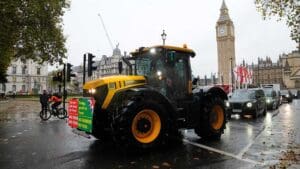 Farmers accuse government of ‘betrayal’ over inheritance tax changes