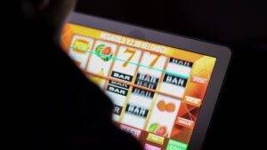 Navigating UK Online Gambling Regulations: What Hong Kong Expats Should Know