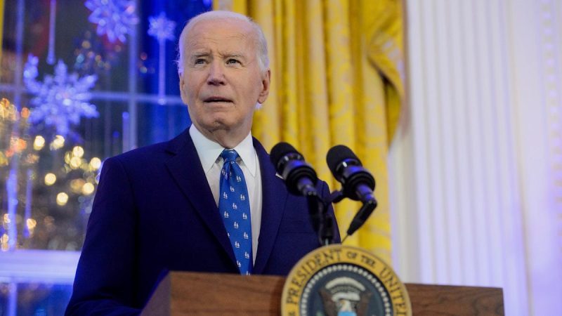 Biden sinks to all-time low, while Trump’s numbers rise, in new national poll