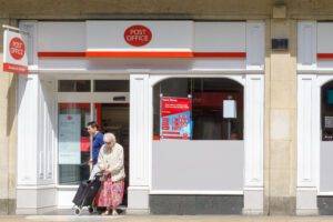 Post Office eyes extra £100m from new bank deal to boost postmasters’ pay