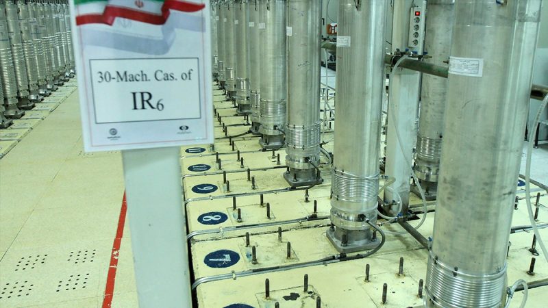 Trump targets Iranian oil with sanctions, increasing pressure on Islamic Republic to make deal on nukes