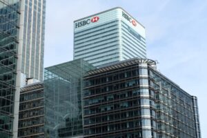 HSBC warns UK staff: return to the office three days a week or risk pay cuts