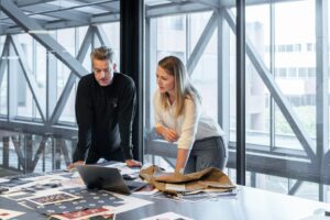 All In or Fold: Recognising When to Double Down on a Business Idea
