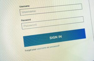 Internet users urged to change passwords after 16bn login credentials found online