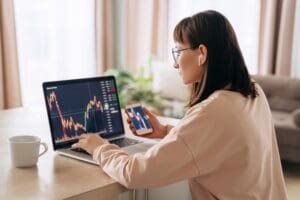 Two in five UK crypto investors say banks blocked their payments