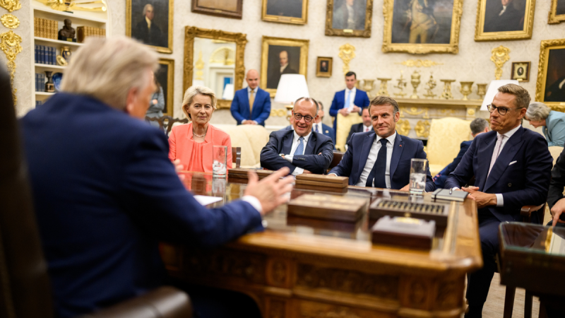 Trump gave the Oval Office a gilded makeover – and covered the cost himself