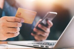 Online shopping at work not a sackable offence, tribunal rules