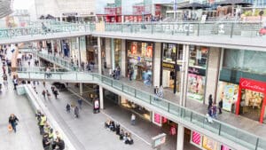 Retailers warn hundreds of large shops could close under business rates rise