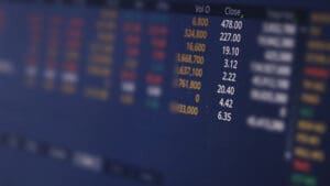 Currency traders bet against sterling ahead of Reeves’ tax-raising Budget Currency traders bet against sterling ahead of Reeves’ tax-raising Budget