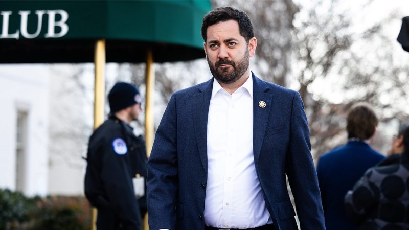 Moderate Republican erupts on House GOP leaders, says not holding Obamacare vote is ‘absolute bulls—‘ Moderate Republican erupts on House GOP leaders, says not holding Obamacare vote is ‘absolute bulls—‘