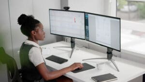 What Payroll Challenges an EOR Solves for Growing Teams? What Payroll Challenges an EOR Solves for Growing Teams?