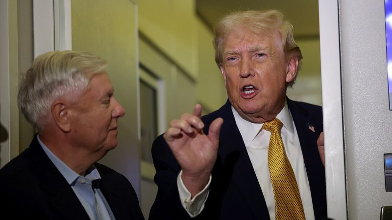 Lindsey Graham says Trump backs Russia sanctions bill Lindsey Graham says Trump backs Russia sanctions bill