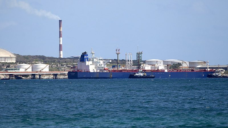 Russian ‘dark fleet’ tanker believed to be delivering oil to Cuba, detected off US coast amid Trump ban Russian ‘dark fleet’ tanker believed to be delivering oil to Cuba, detected off US coast amid Trump ban