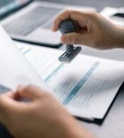 Why Entrepreneurs Are Researching Forbrukslån Alongside Traditional Loans