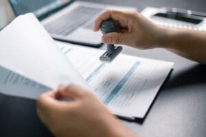 Why Entrepreneurs Are Researching Forbrukslån Alongside Traditional Loans