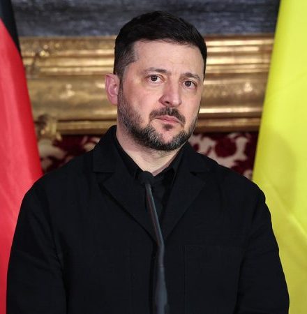 Ukraine’s Zelenskyy says he met with Democratic senators, thanked US for support