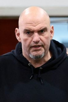 ‘Nice upgrade’: Fetterman says Mullin has the votes as Trump moves to replace Noem at DHS