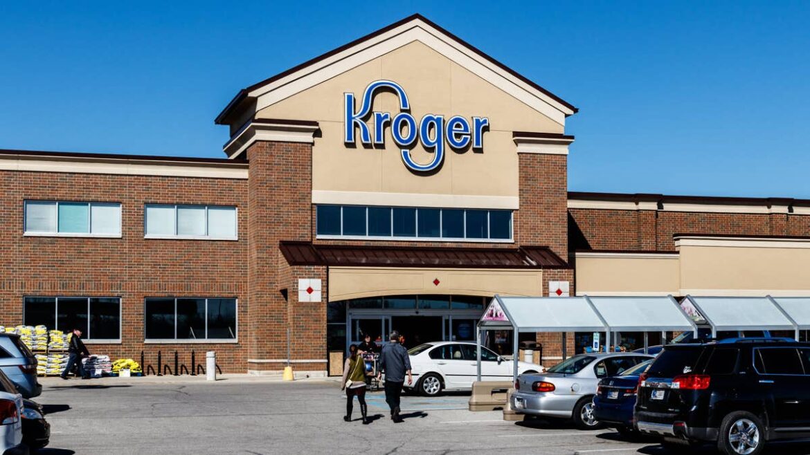 Kroger pulls a gas perk as pump prices set a September record