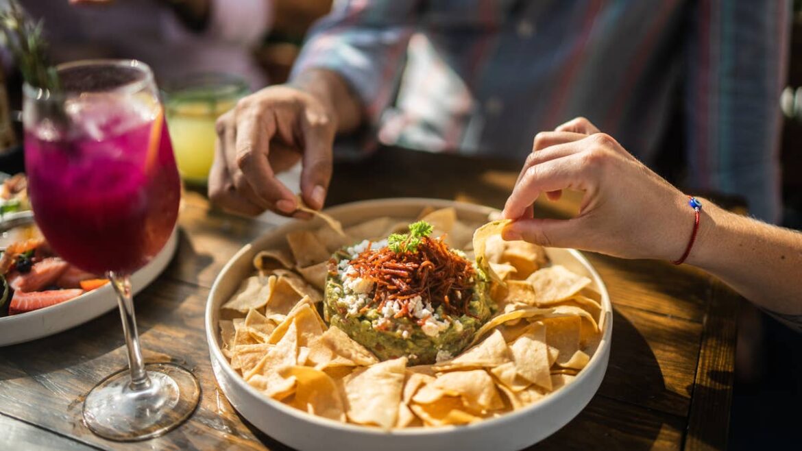 Mexican restaurant chain closes original location after 43 years