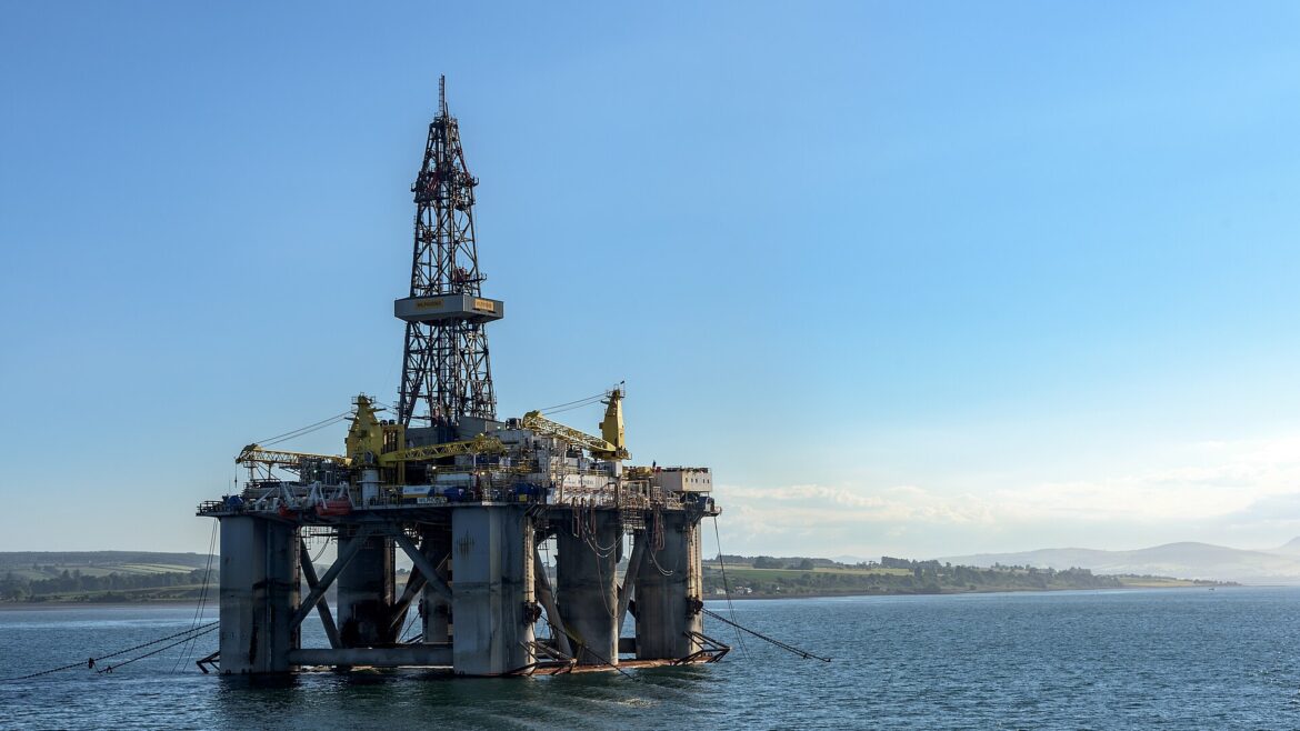 Brent Crude Oil Price: $116 on Friday After the Hormuz Mine…