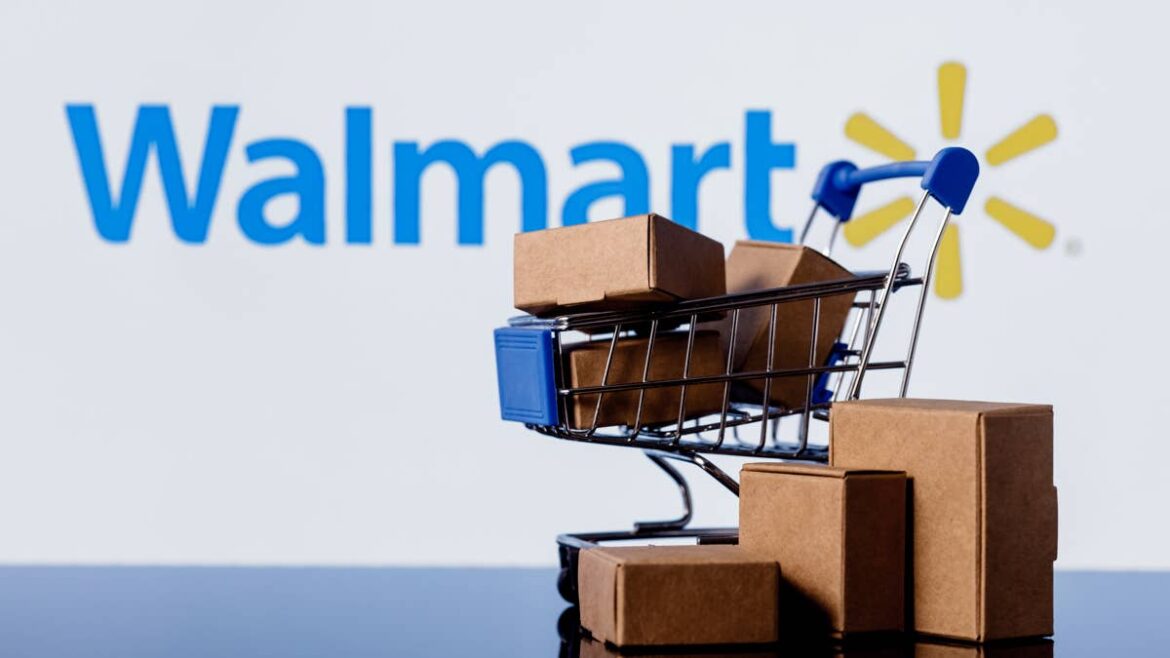 Walmart takes aim at Costco with a new shopping perk